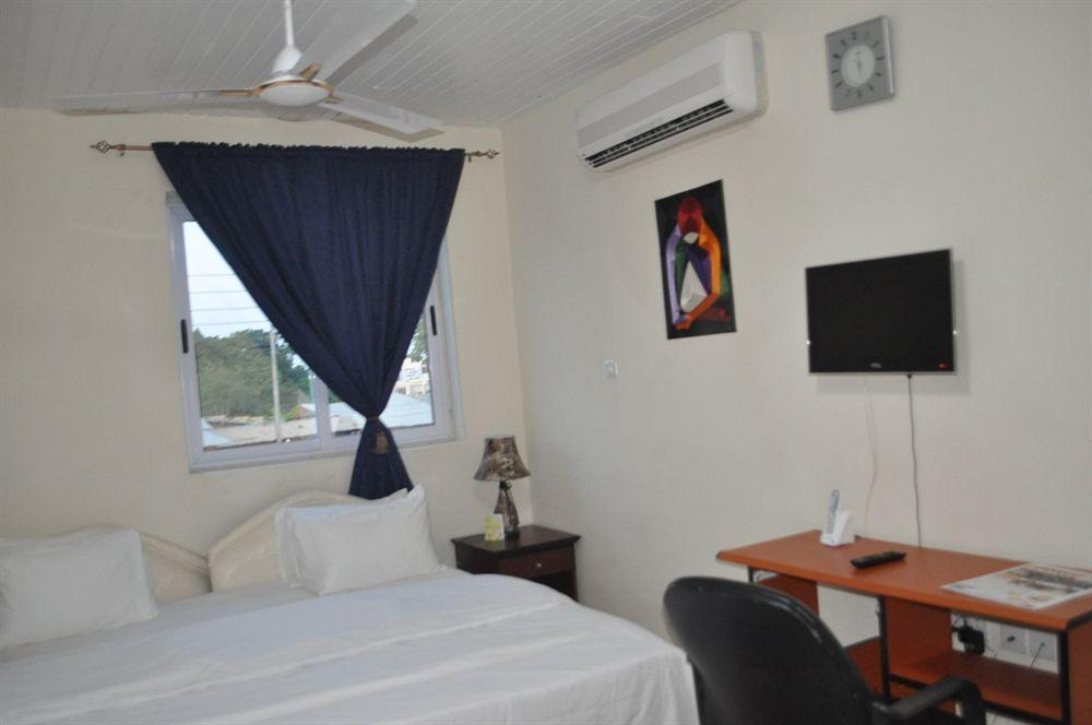 Tribeca Hotel Ghana Akra Zewnętrze zdjęcie