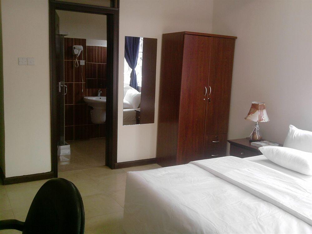 Tribeca Hotel Ghana Akra Zewnętrze zdjęcie