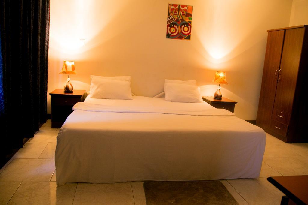 Tribeca Hotel Ghana Akra Zewnętrze zdjęcie