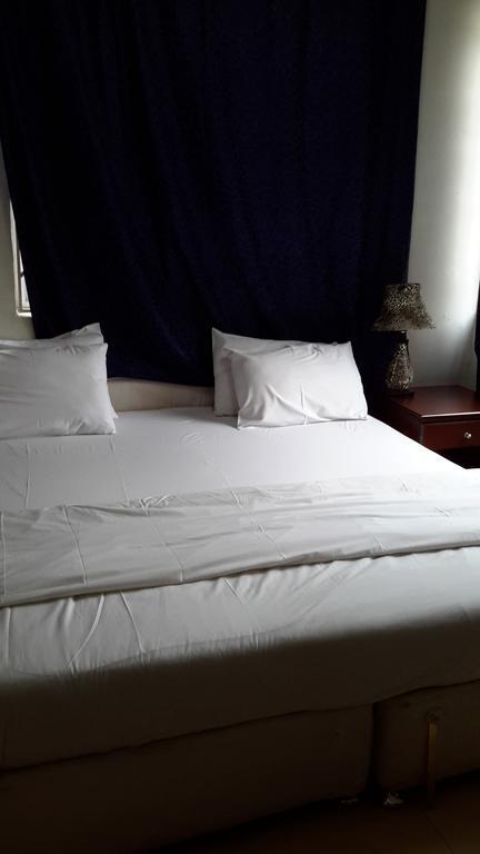 Tribeca Hotel Ghana Akra Zewnętrze zdjęcie