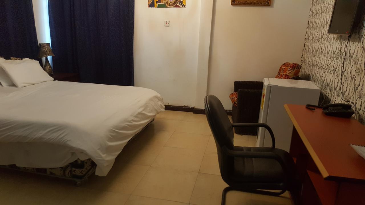Tribeca Hotel Ghana Akra Zewnętrze zdjęcie