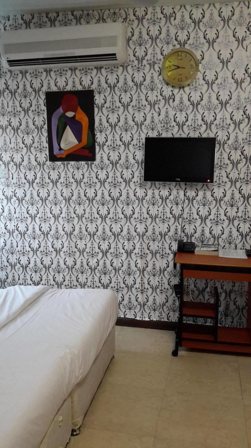 Tribeca Hotel Ghana Akra Zewnętrze zdjęcie