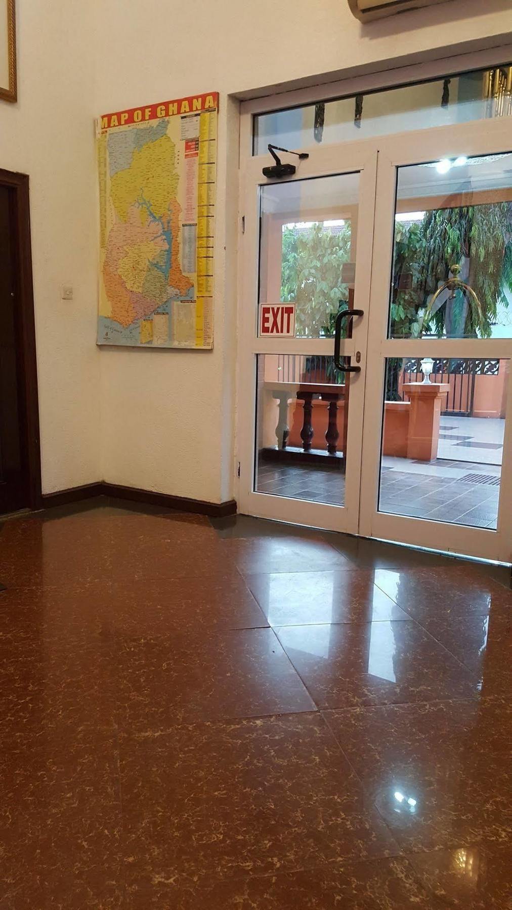 Tribeca Hotel Ghana Akra Zewnętrze zdjęcie