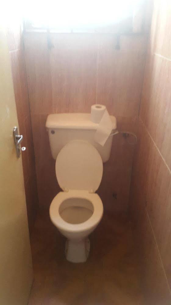 Tribeca Hotel Ghana Akra Zewnętrze zdjęcie